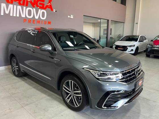 VOLKSWAGEN TIGUAN 2.0 300 TSI GASOLINA ALLSPACE R-LINE AUTOMÁTICO VOLKSWAGEN TIGUAN 2.0 300 TSI GASOLINA ALLSPACE R-LINE AUTOMÁTICO